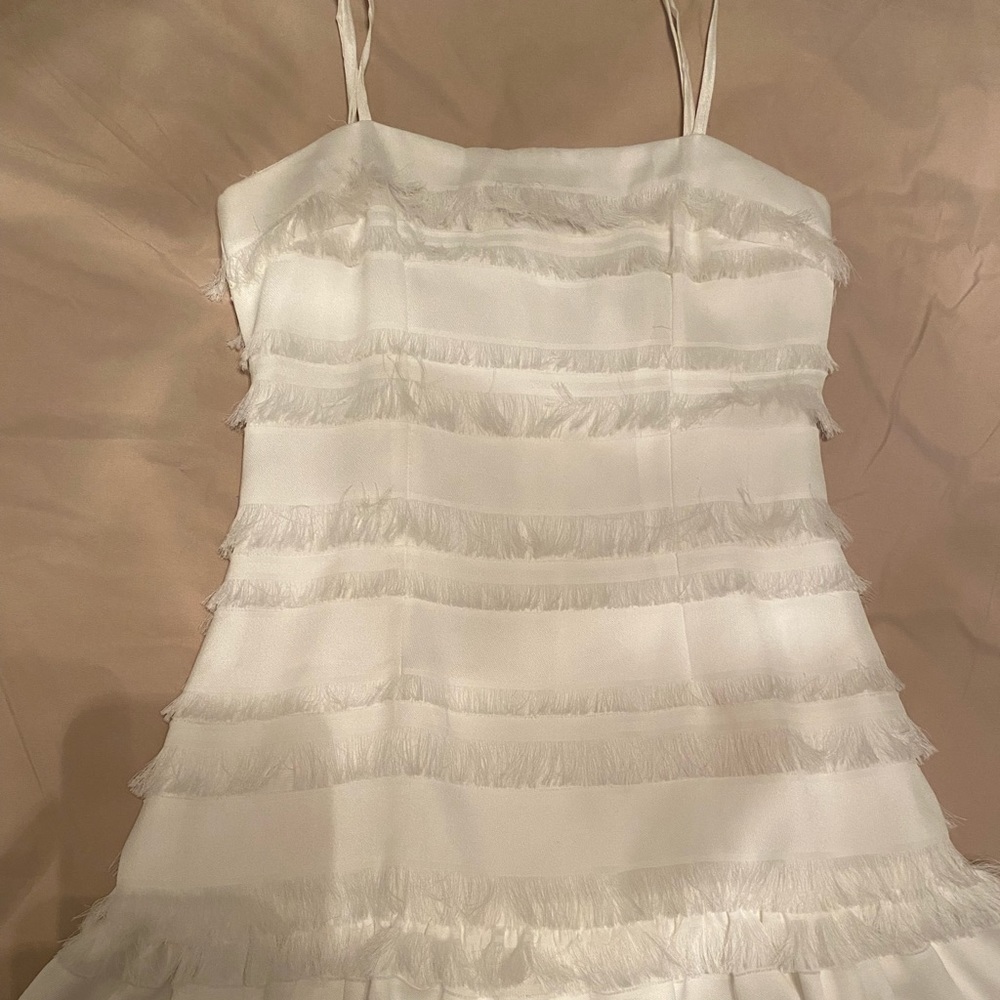 Lulu’s white fringe dress